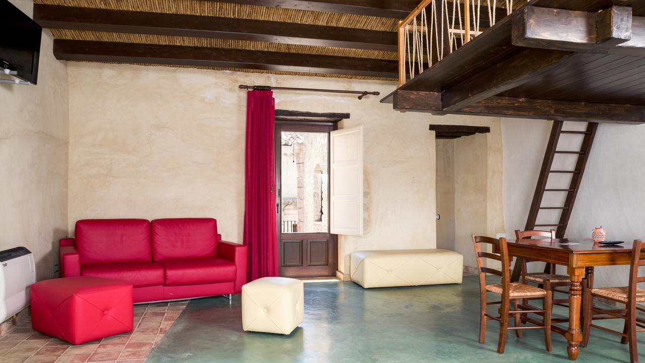 Al Borgo - Diffuso Apartment