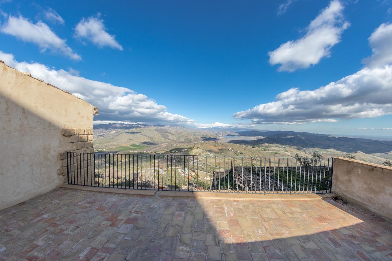 Al Borgo - Diffuso Apartment Agira